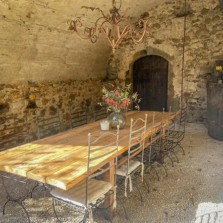 Dom wakacyjny De Roussa Meyrannes